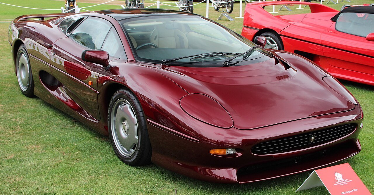 Jaguar XJ220: Understanding the Production V6 on Its Own Terms
